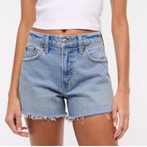 A&F High Rise 90s Cutoff Short Curve Love